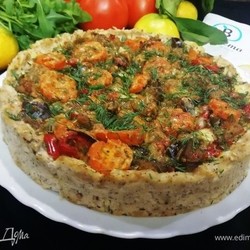 Запеканка из курицы и овощей. Ингредиенты: овощная смесь замороженная, чеснок, сыр твердый