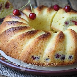 Манник с вишней на кефире