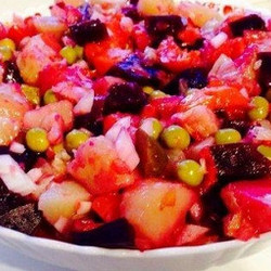 Винегрет с квашеной капустой и свеклой. Рецепт