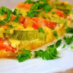 Запеченные кабачки и помидоры с сыром