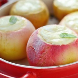 Запеченные яблоки в мультиварке