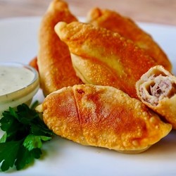 Изумительные мясные «конфеты» с пикантным соусом