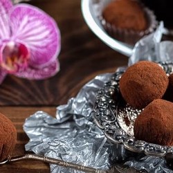 Шоколадные трюфели с имбирем и апельсиновым соком, пошаговый рецепт с фото