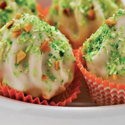 Трюфели из белого шоколада с фисташками, пошаговый рецепт с фото