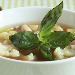 Суп-пюре из цв. капусты с сыром и беконом