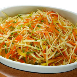 Маринованная капуста с болгарским перцем