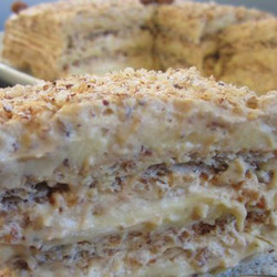 ТОРТ «Египетский»: БЕЗЕ, КРЕМ, ОРЕХИ