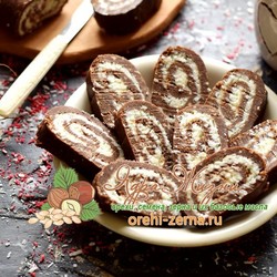 Шоколадный рулет из печенья с кокосовой стружкой