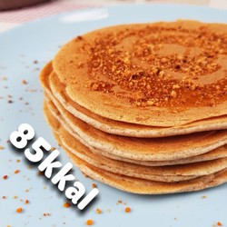 Панкейки на ржаной муке с медом и орехами