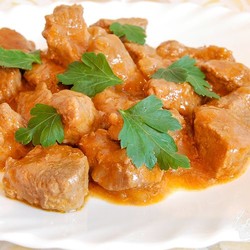 Мясной гуляш