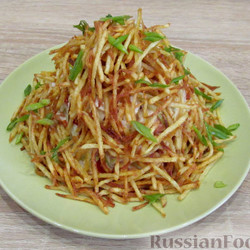 Салат "Муравейник" с курицей и картофельной соломкой на RussianFood.com