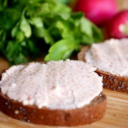 ТВОРОЖНО-ЧЕСНОЧНАЯ НАМАЗКА