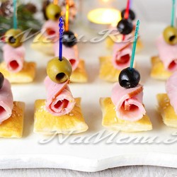 КАНАПЕ - ВЕТЧИНА И СЫР НА СЛОЙКАХ