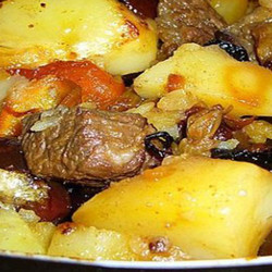 Цимес, ни с чем не сравнимое блюдо. Это нужно пробовать!