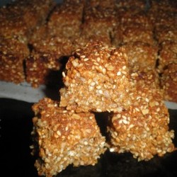 Овсяно-кунжутное С МЕДОМ (нарезное)