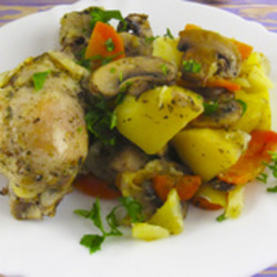 КУРИЦА, КАРТОФЕЛЬ, ШАМПИНЬОНЫ, ЧЕСНОК........