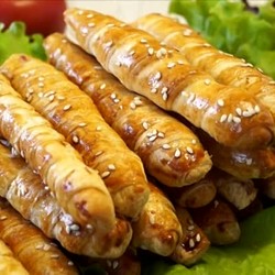 СЛОЕН. ТЕСТО, ВЕТЧИНА