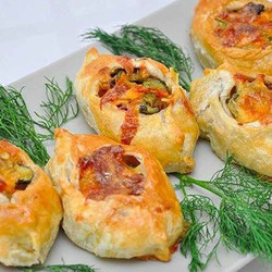 ЛОДОЧКИ С МЯСОМ И ГАРНИРОМ