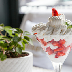 Клубника со сливками