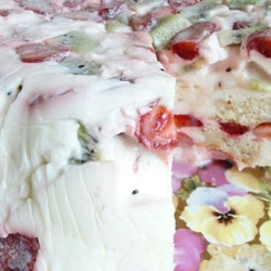 Летний холодный тортик на скорую руку.