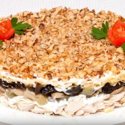 Слоеный салат с курицей. 13 пошаговых рецептов потрясающе вкусных салатов к празднику