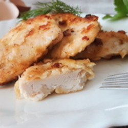 Сочные отбивные из куриной грудки на скорую руку