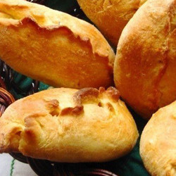 Мягкие и очень вкусные пирожки из французского теста