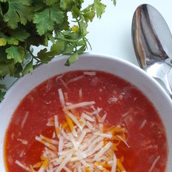 Томат. суп с сыром и фаршем индейки