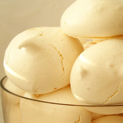 Домашнее безе. Очень простой рецепт для хозяек.