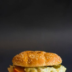 Просто и вкусно: куриные оладушки для полезного перекуса