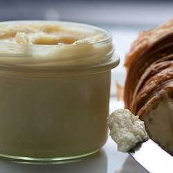 Как приготовить закуску «Крем Рафаэлло»?