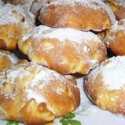 Яблочные булочки к утреннему чаю. Готовятся элементарно!