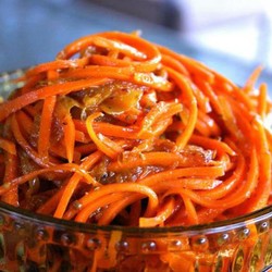 Морковь по-корейски с грибами