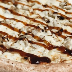 Пицца с куриной грудкой и соусом терияки за 1,5 часа — рецепт в Журнале Маркета