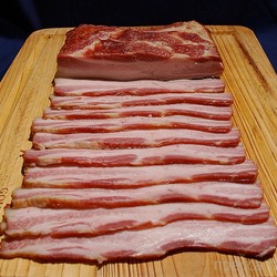 Вкуснятинка: домашний бекон (6 фото)