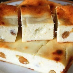 Фантастически вкусная творожная запеканка.