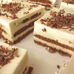 Творожно-шоколадный торт без выпечки - идеальный десерт