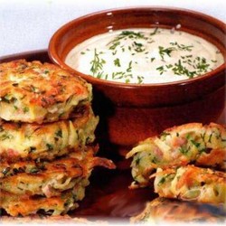 Готовим вкусные оладьи с ветчиной