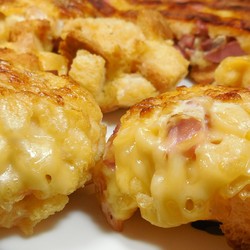 БУТЕРБРОДЫ С КОЛБАСОЙ И СЫРОМ