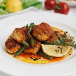 Рыбные кнели в томатном соусе, пошаговый рецепт с фото