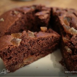 Шоколадный кекс с инжиром и имбирем