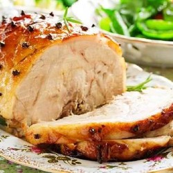 Нежная свинина в йогуртовом соусе  - рецепт приготовления с фото от Maggi.ru