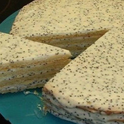 СМЕТАННИК С МАКОМ