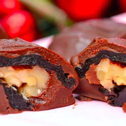 Самый вкусный домашний десерт. Чернослив в шоколаде