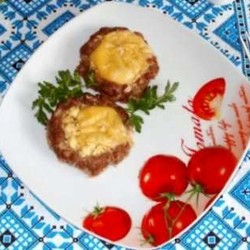 Мясные ватрушки с сыром