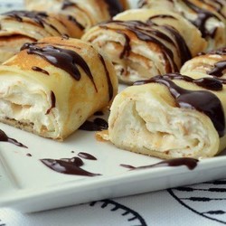 РУЛЕТИКИ ИЗ БЛИНЧИКОВ ТВОРОЖНО–БАНАНОВЫМ КРЕМОМ Вторник  Мая - Виртуальная ПИВНАЯ