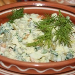 Салат из кур. желуд. с зел. горошком