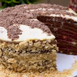 Торт на сковороде с джемом и см. кремом