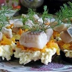 Фуршетная закуска с селедкой