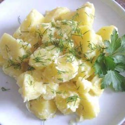 Картофель, тушёный в молоке